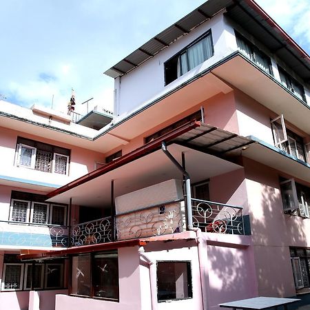 Mitra Garden Inn Katmandu Zewnętrze zdjęcie