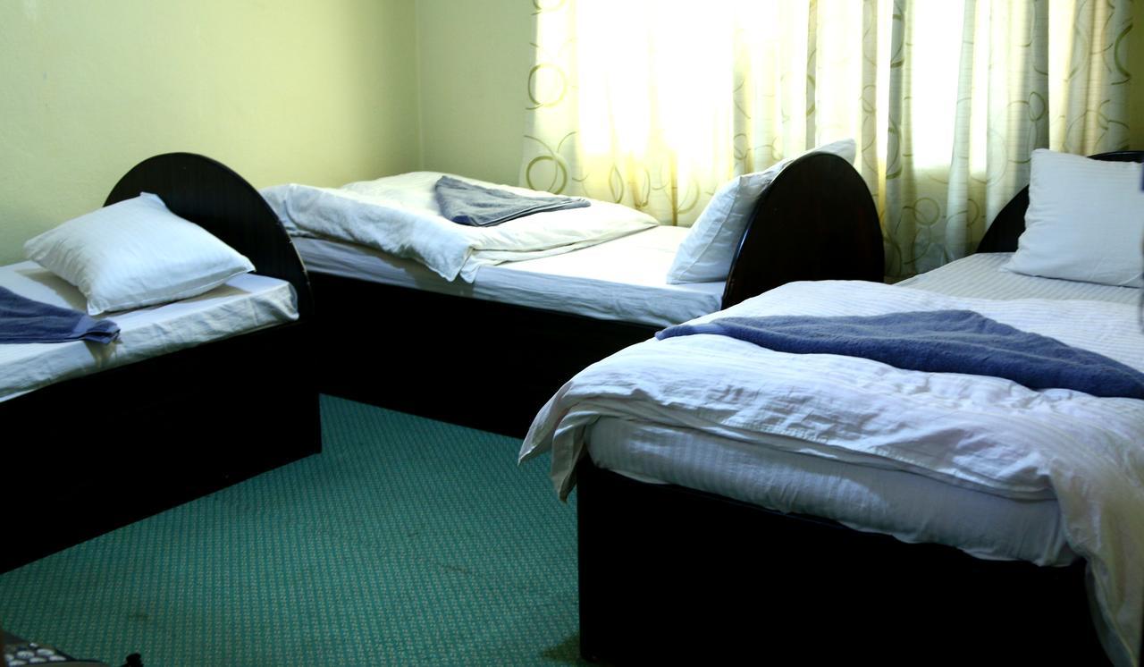 Mitra Garden Inn Katmandu Zewnętrze zdjęcie